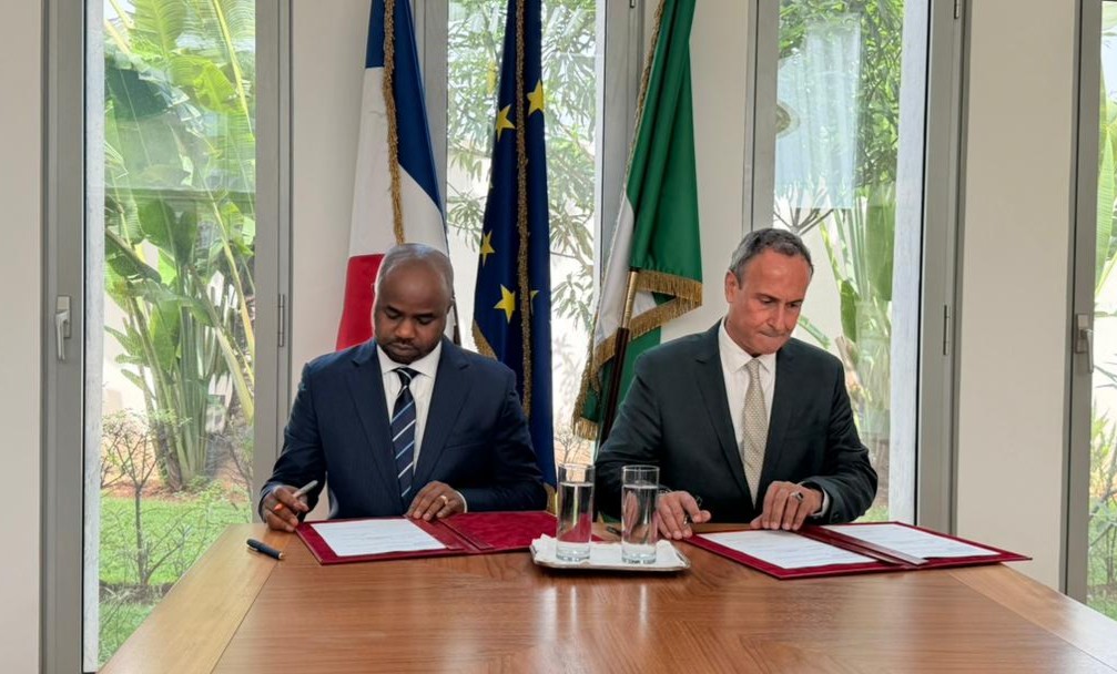 zacch adedeji and french official